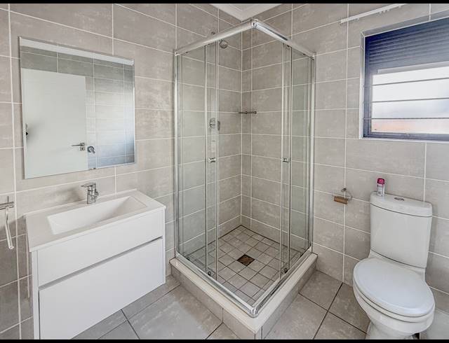 3 BEDROOM APARTMENT TO LET IN BALLITO CENTRAL
